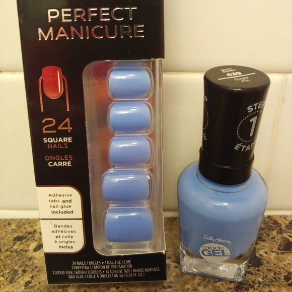 Sally Hansen Press-On-Nails Perfect Manicure. - Picture 1 of 3